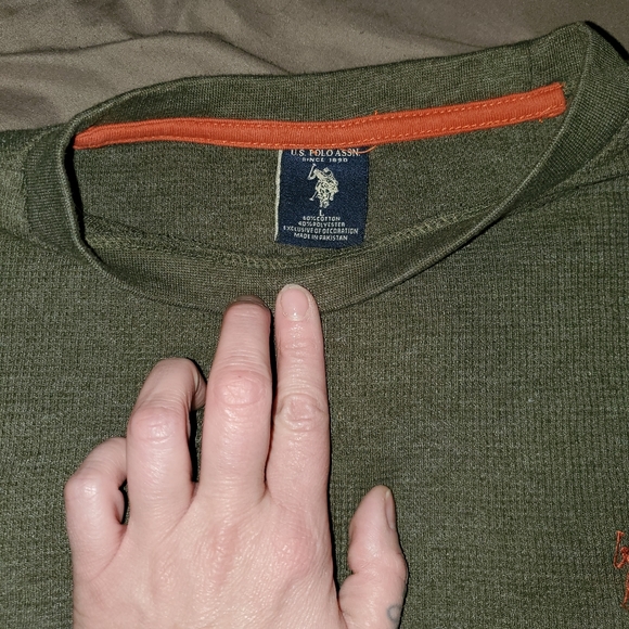 Shirt - Picture 3 of 3